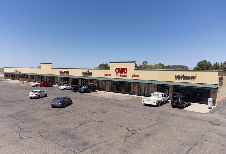 More Photos Of 4024 N Prince St, Clovis Storefront For Sale