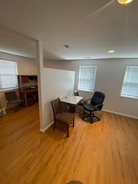 More Photos Of 60 S Main St, New City Medical For Lease