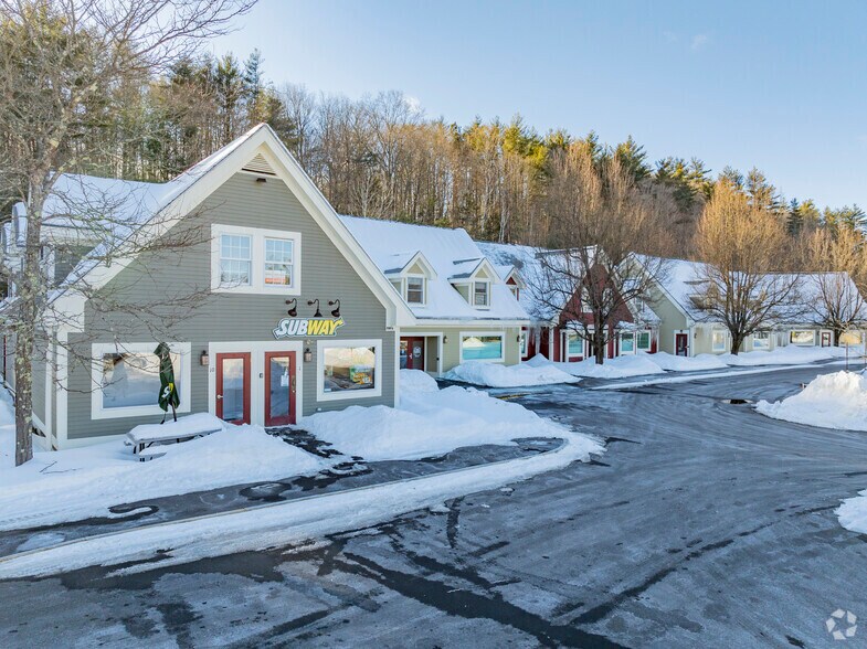 More Photos Of 425 S Stark Hwy, Weare General Retail For Sale