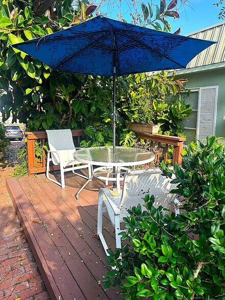 More Photos Of 947-947 Manhattan Beach Blvd, Manhattan Beach Office For Sale