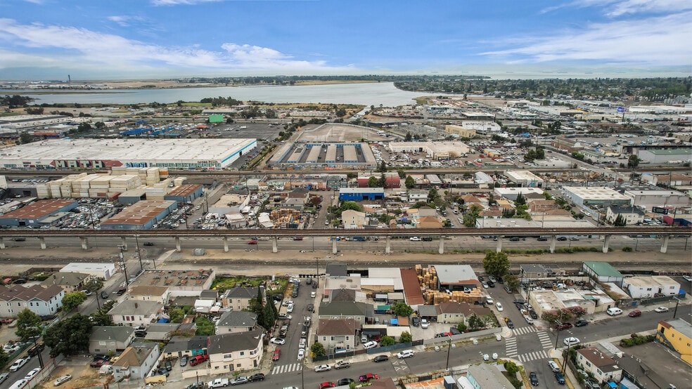More Photos Of 909 53rd Ave, Oakland Warehouse For Sale