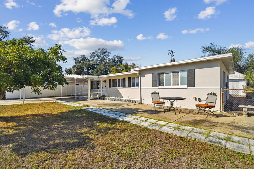 More Photos Of 4315 W Fair Oaks Ave, Tampa Office Residential For Sale
