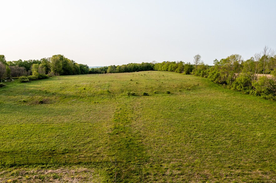 More Photos Of 1364 County Highway 12 rd, Mount Vision Storefront For Sale