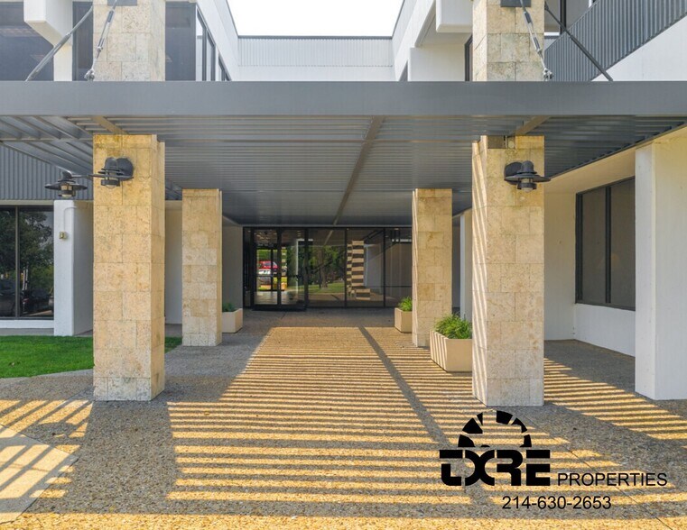 More Photos Of 624 Six Flags Dr, Arlington Office For Lease