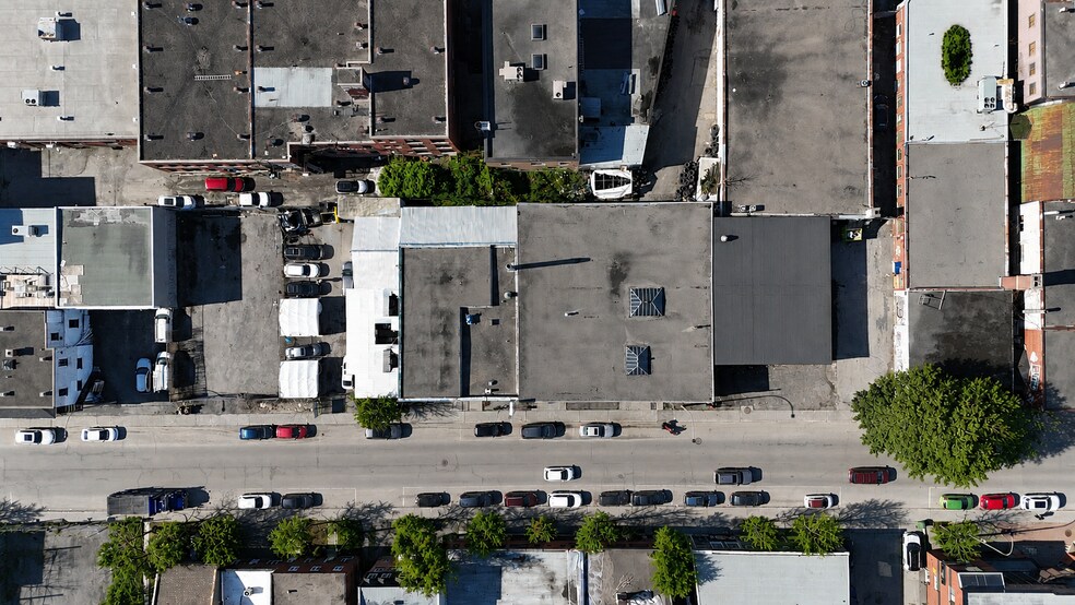 More Photos Of 4278 St Frontenac, Frontenac Auto Repair For Sale