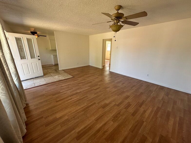 More Photos Of 1822 Cirby Way, Roseville Apartments For Sale