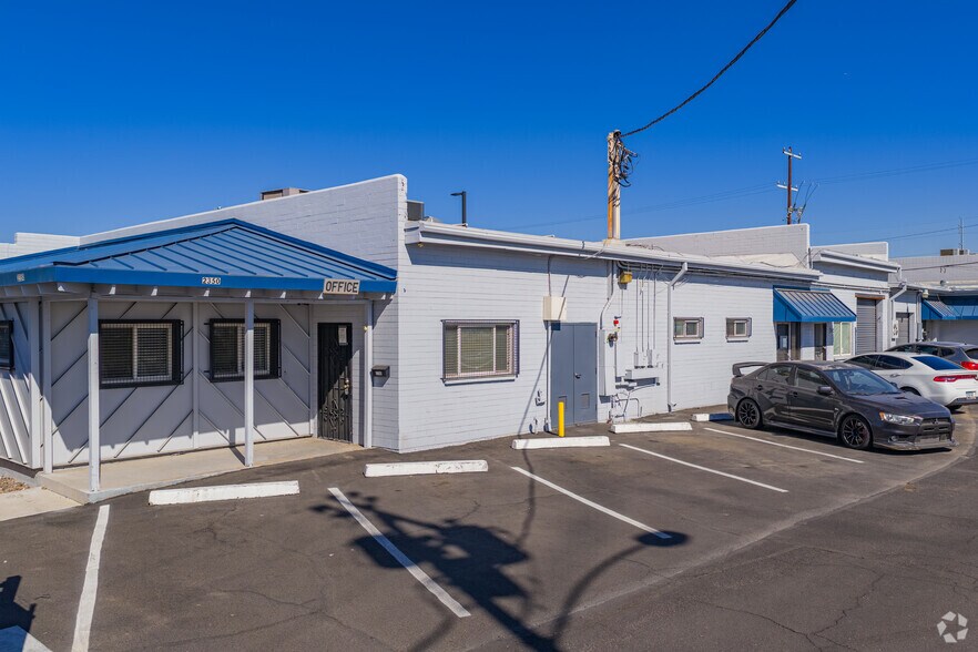 Primary Photo Of 2350 W Holly St, Phoenix Service For Lease