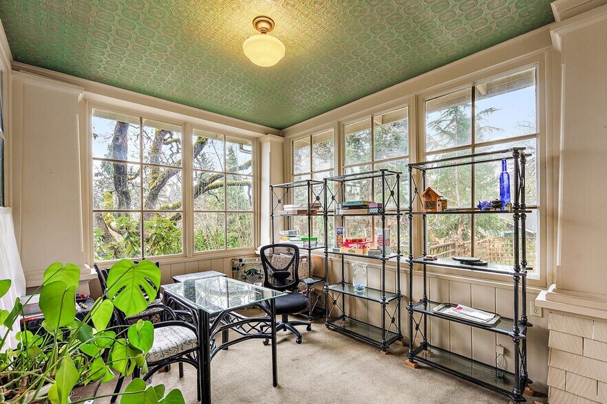 More Photos Of 455 N Oregon St, Jacksonville Hospitality For Sale