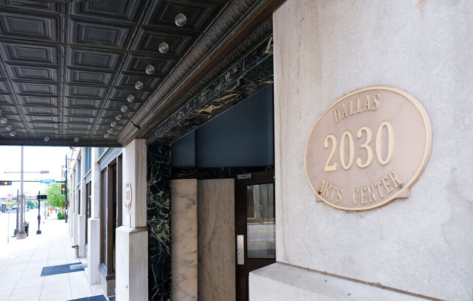 More Photos Of 2030-2036 Main St, Dallas Loft Creative Space For Lease