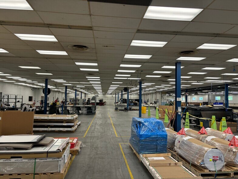 More Photos Of 100 Providence Pike, North Smithfield Manufacturing For Sale