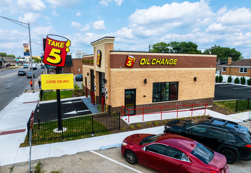 More Photos Of 4435-4437 N Harlem Ave, Norridge Freestanding For Sale