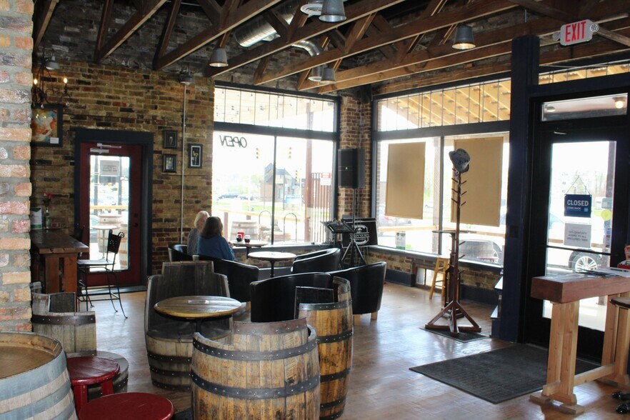 More Photos Of 4574 Dowling St, Montague Freestanding For Sale