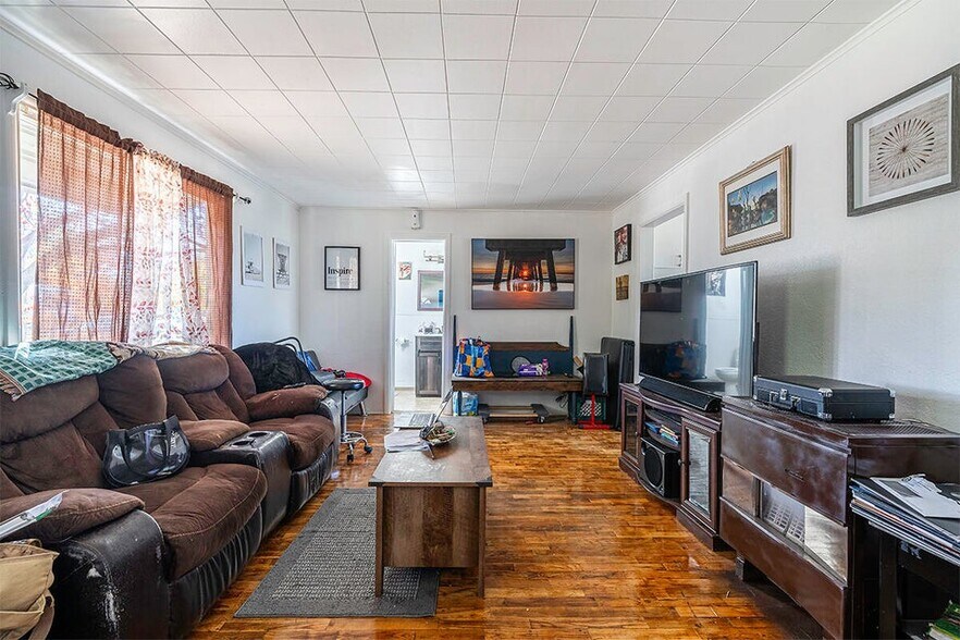 More Photos Of 144 Reager St, Medford Apartments For Sale