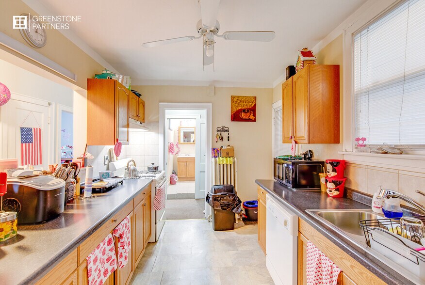 More Photos Of 3230 Harlem Ave, Riverside Storefront Retail Office For Sale