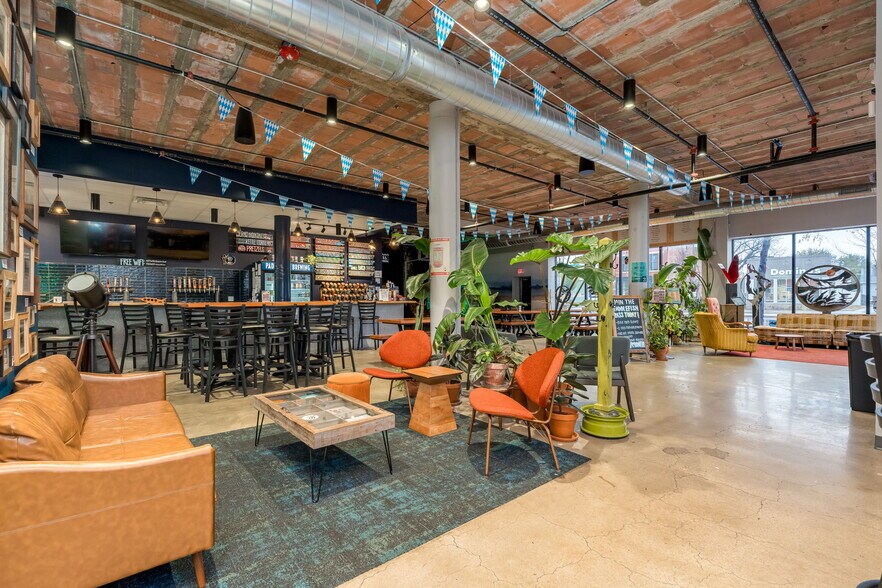 More Photos Of 108 S Minnesota Ave, Saint Peter Storefront Retail Office For Sale