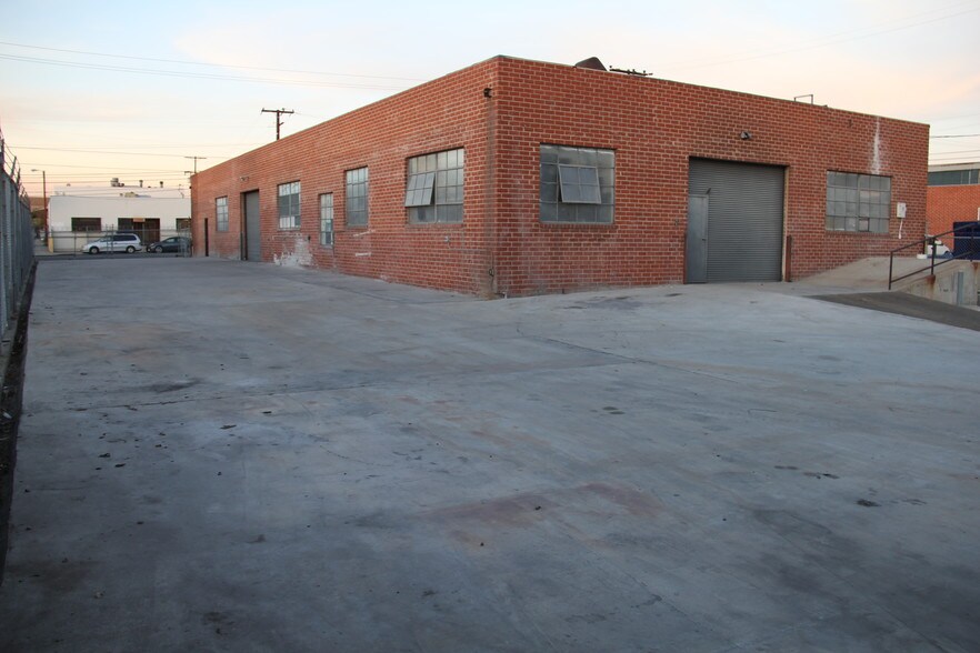 More Photos Of 1522 W 135th St, Gardena Manufacturing For Sale