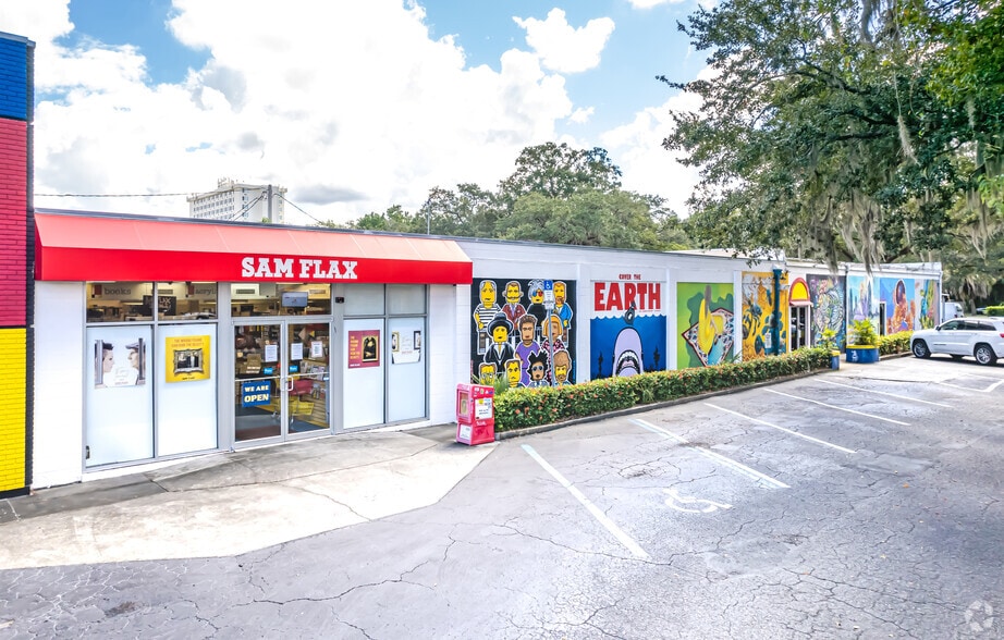 More Photos Of 1800 E Colonial Dr, Orlando Freestanding For Sale