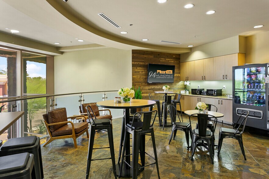 More Photos Of 9375 E Shea Blvd, Scottsdale Coworking Space