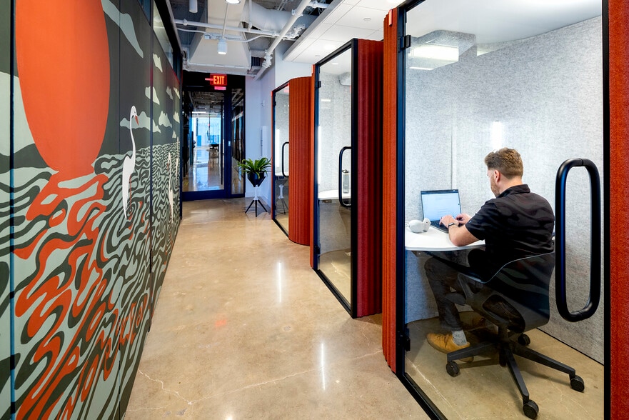 More Photos Of 1 Riverfront Pl, North Little Rock Coworking Space