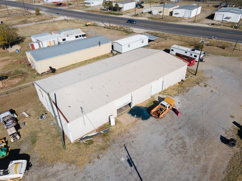 More Photos Of 1264 US Highway 281, Wichita Falls Service For Sale