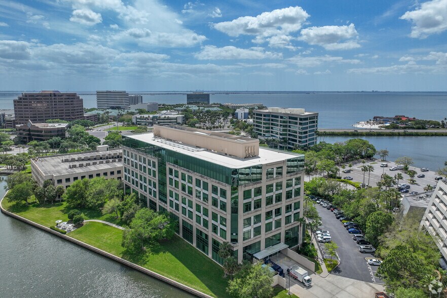 More Photos Of 3031 N Rocky Point Dr W, Tampa Coworking Space