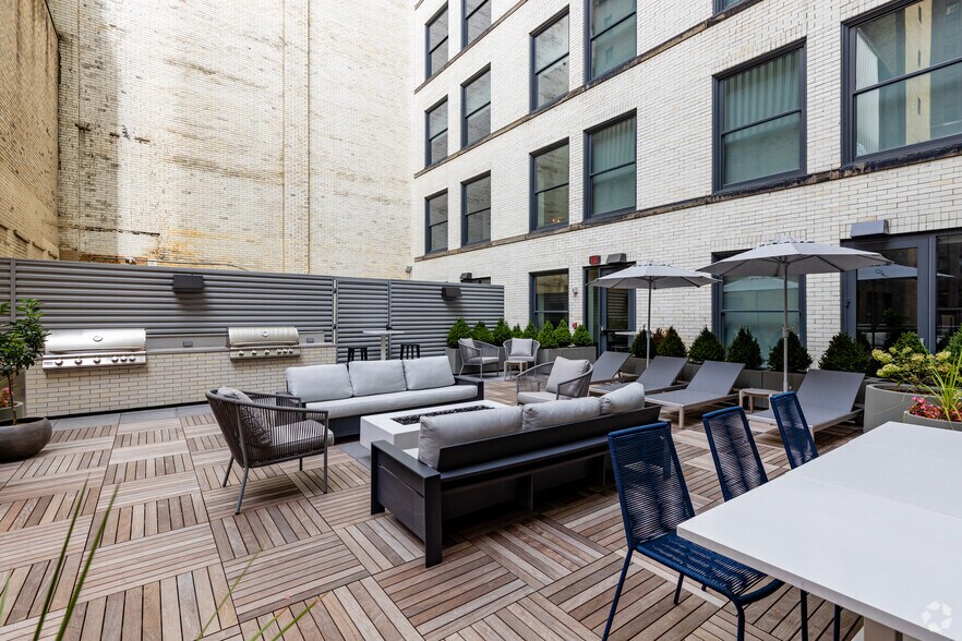 More Photos Of 316 4th Ave, Pittsburgh Apartments For Lease