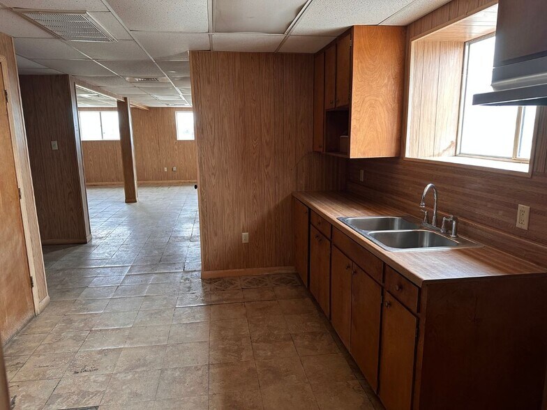 More Photos Of 16137 FM 624, Robstown Warehouse For Lease