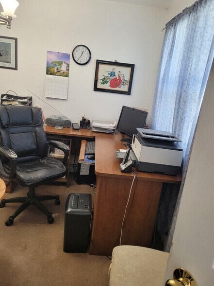 More Photos Of 205 A St, Fairbanks Hotel For Sale