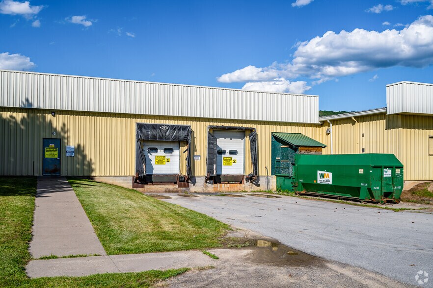 More Photos Of 10 Forbes St, Dansville Manufacturing For Lease