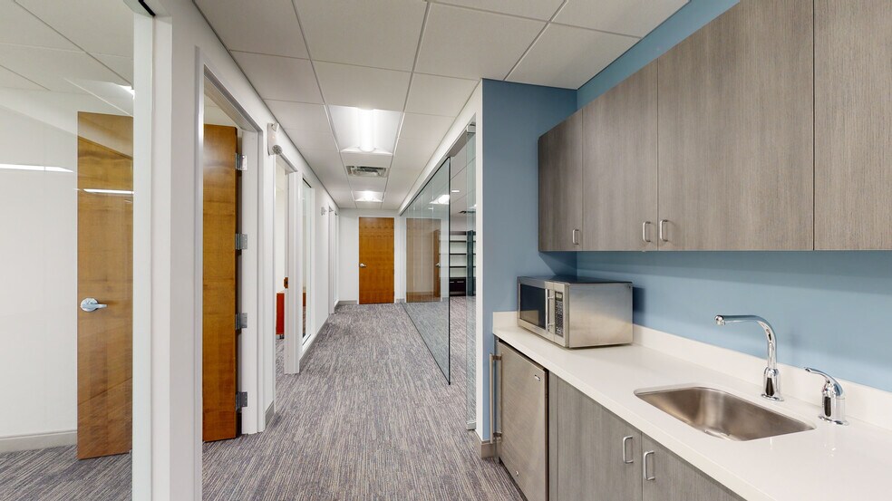 More Photos Of 4500 N State Road 7, Lauderdale Lakes Unknown For Lease