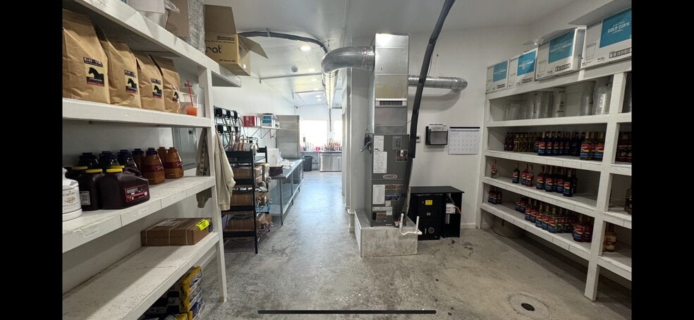 More Photos Of 7924 NW 23rd St, Bethany Freestanding For Sale