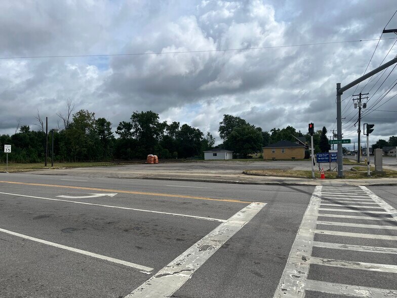 More Photos Of 3620 Walden Ave, Lancaster Land For Lease