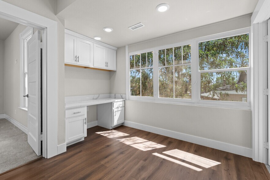 More Photos Of 50 Berrum Pl, Reno Apartments For Sale