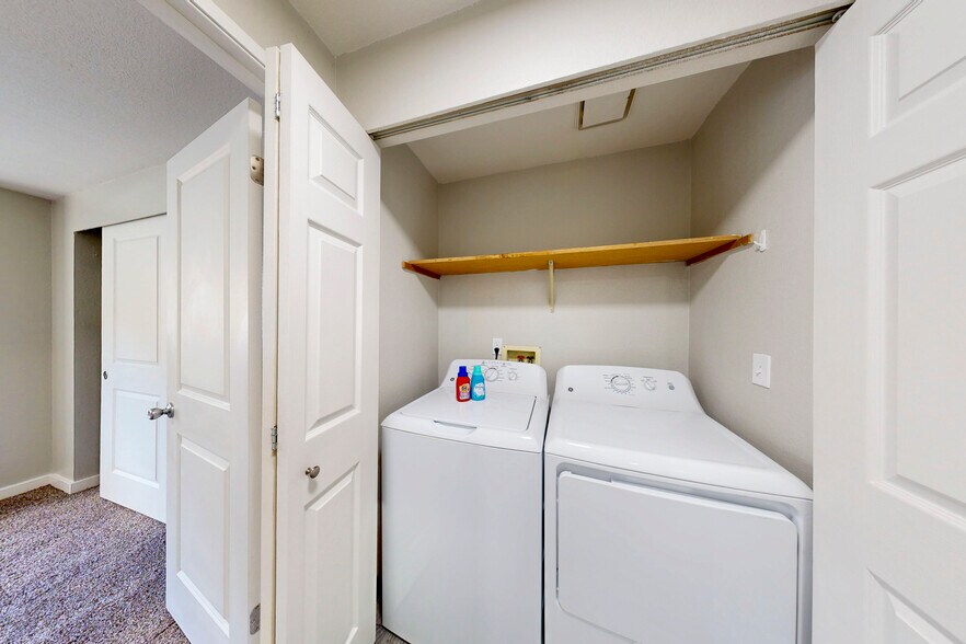 More Photos Of 9896 Enterprise Ln NW, Silverdale Apartments For Sale