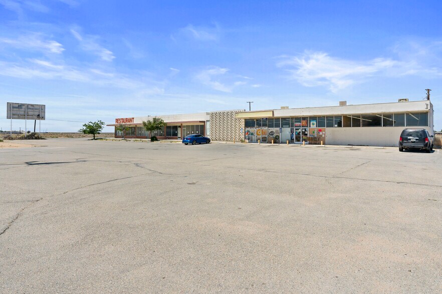 More Photos Of 13005-13015 Claymine Rd, Edwards Storefront Retail Office For Lease