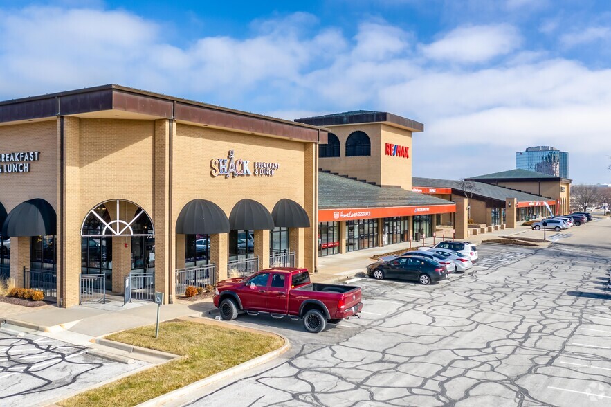 Primary Photo Of 7100 W College Blvd, Overland Park Storefront Retail Office For Lease