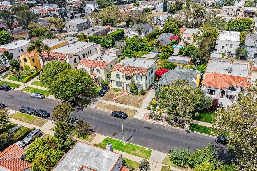 More Photos Of 1259 S Orange Dr, Los Angeles Apartments For Sale