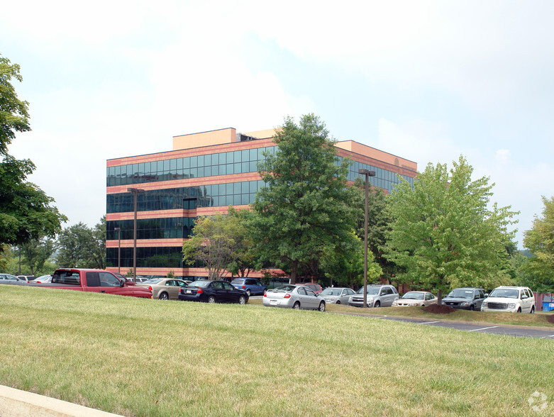 Primary Photo Of 3000 Park Lane Dr, Pittsburgh Office For Lease