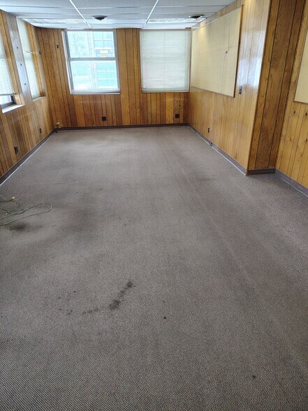 More Photos Of 26 Harvester Ave, Batavia Medical For Lease