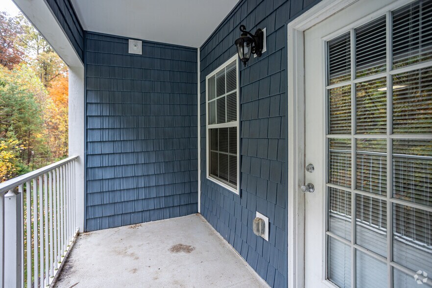 More Photos Of 501 Tiger Way, Knoxville Apartments For Sale