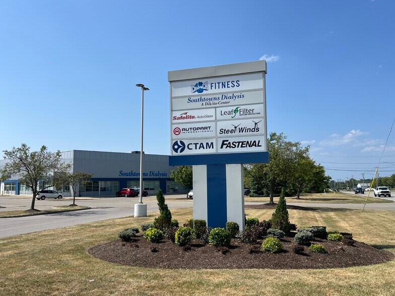 More Photos Of 4910 Camp Rd, Hamburg Warehouse For Lease