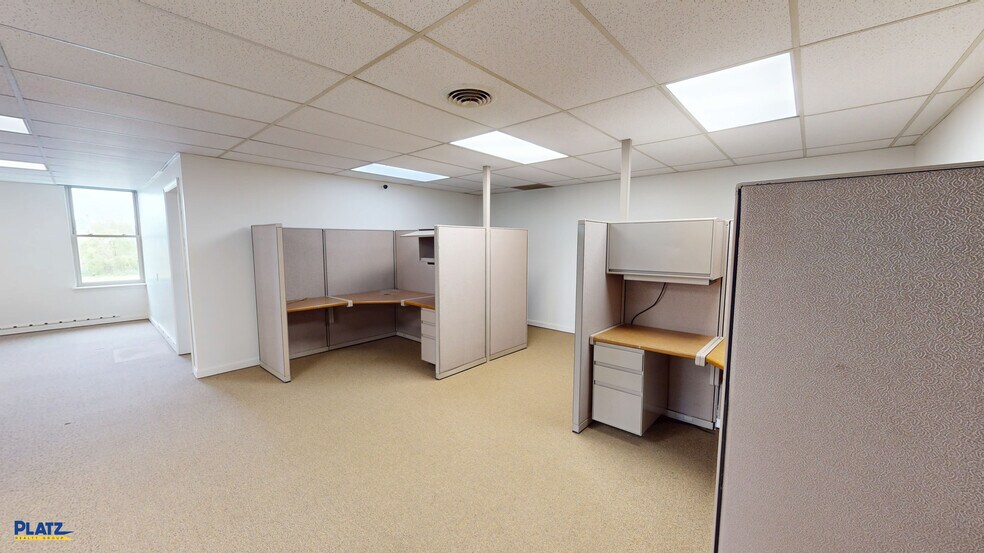 More Photos Of 95 Karago Ave, Youngstown Warehouse For Lease
