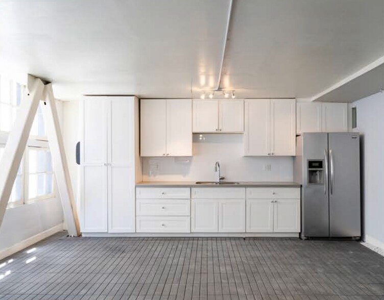 More Photos Of 1350 Van Ness Ave, San Francisco Storefront For Sale