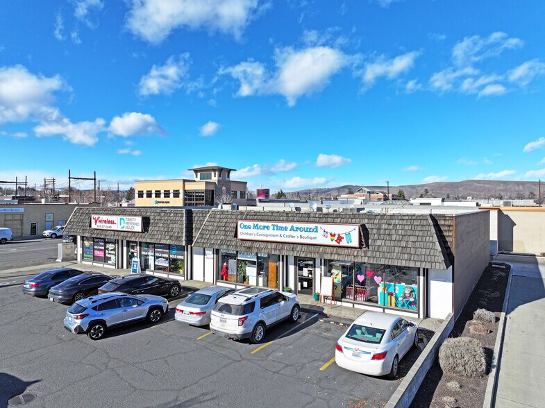 More Photos Of 421-423 W Yakima Ave, Yakima Freestanding For Sale