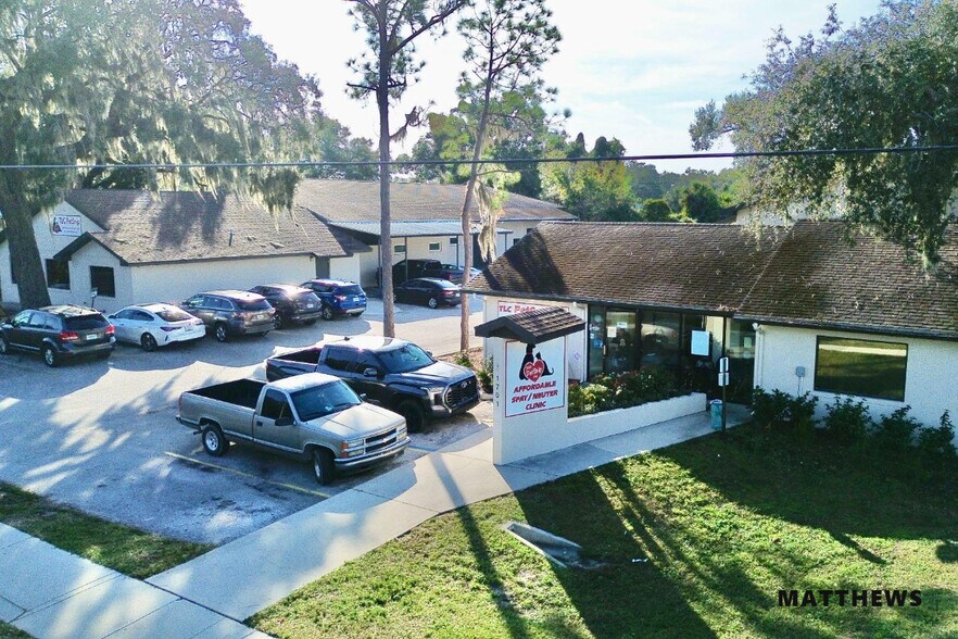 Primary Photo Of 1701-1705 E Gary Rd, Lakeland Healthcare For Sale