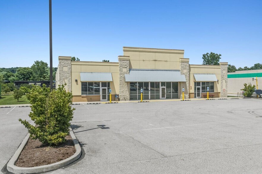 More Photos Of 600 Heisel St, Homestead Freestanding For Sale