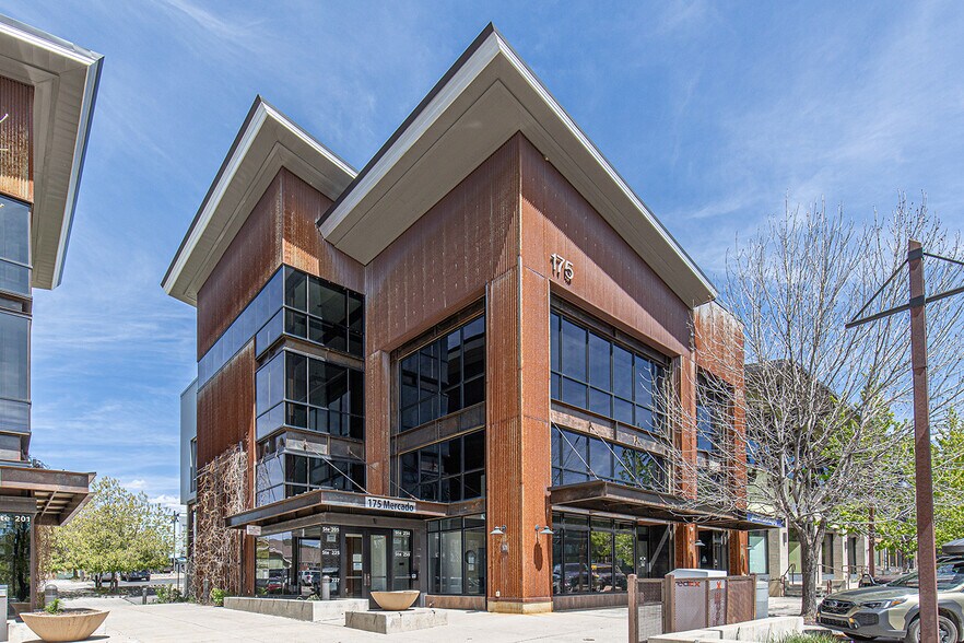 Primary Photo Of 175 Mercado St, Durango Office For Lease