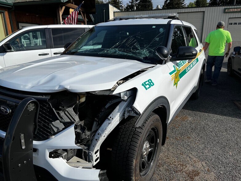 More Photos Of 1935 W Edgewood Dr, Port Angeles Warehouse For Sale