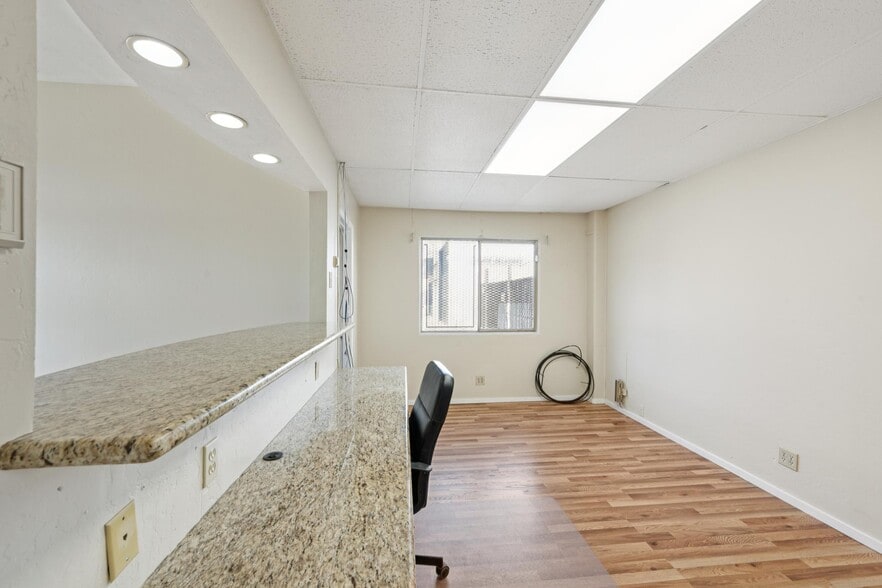 More Photos Of 2475 Bluebell Dr, Santa Rosa Industrial For Lease