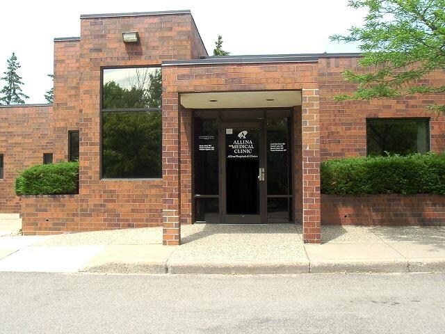 Primary Photo Of 1560 Beam Ave, Maplewood Medical For Sale